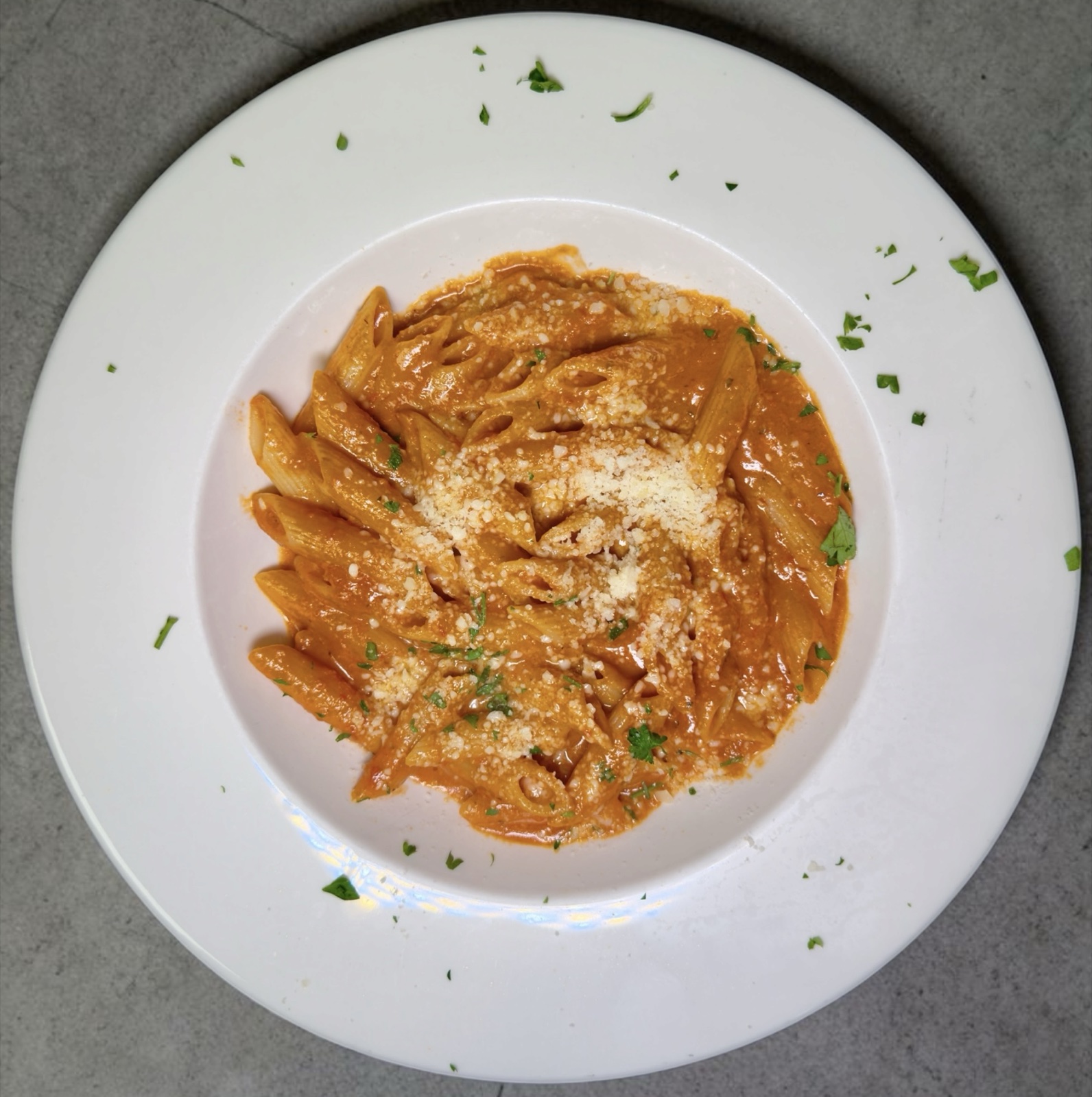 Penne alla vodka in pink cream sauce